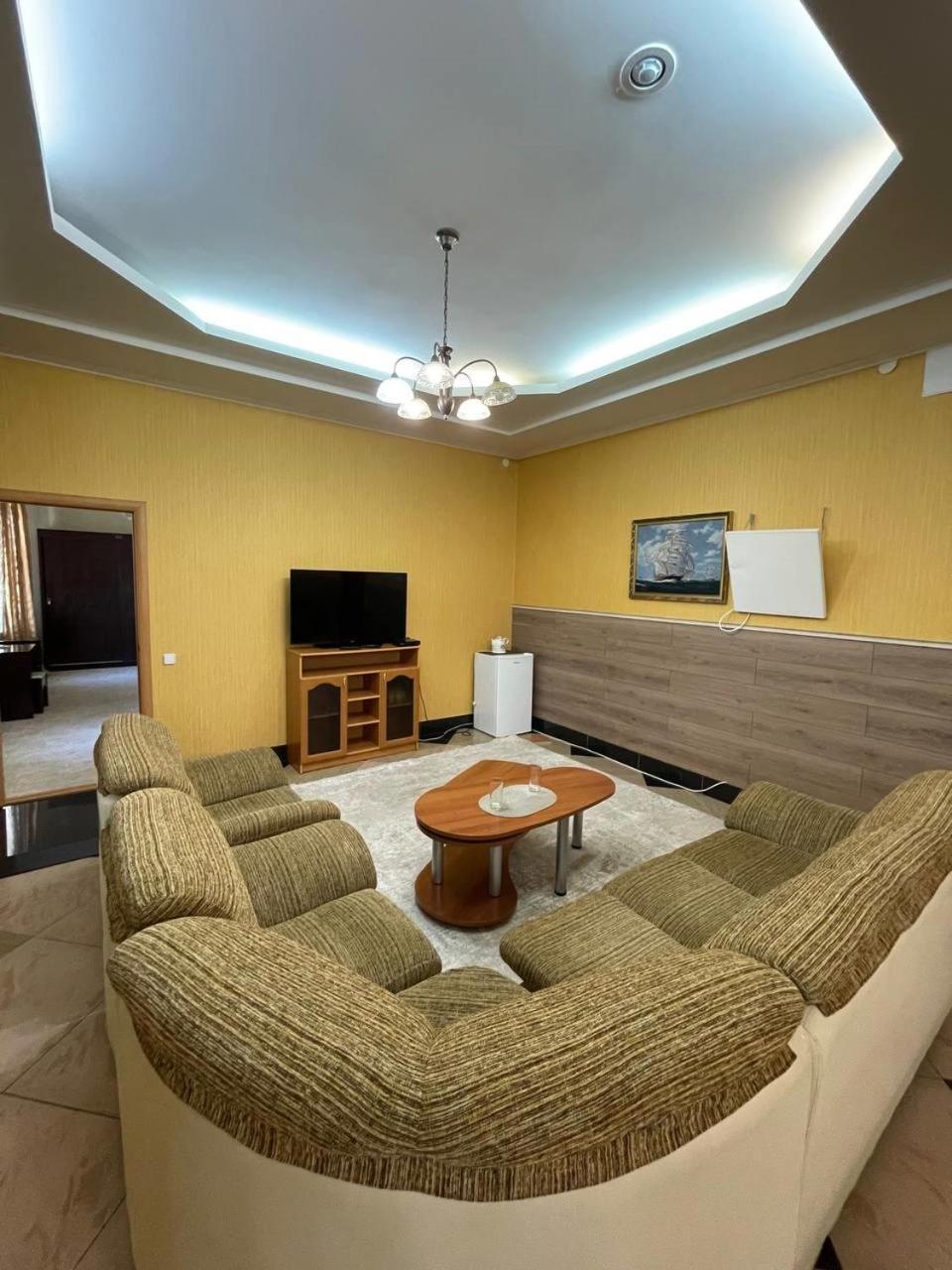 Shanyrak Hotel Temirtau Ngoại thất bức ảnh