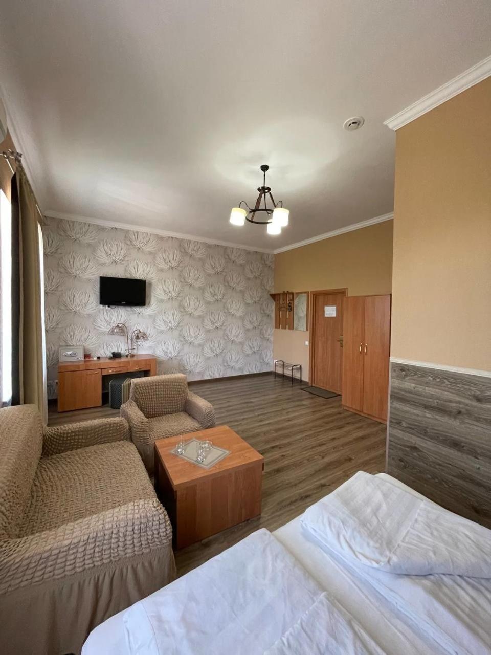 Shanyrak Hotel Temirtau Ngoại thất bức ảnh