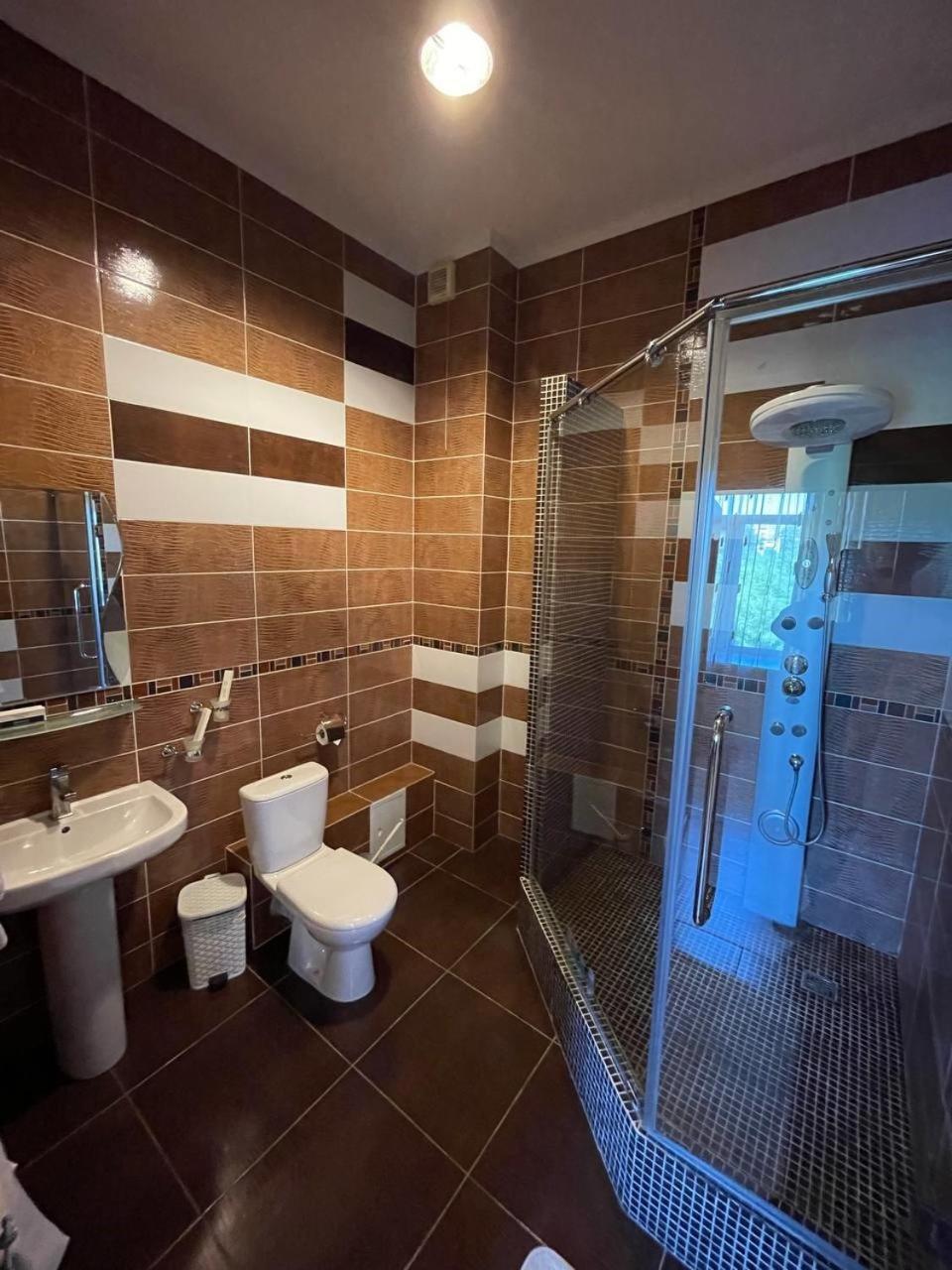 Shanyrak Hotel Temirtau Ngoại thất bức ảnh
