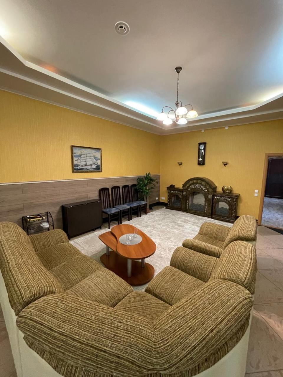 Shanyrak Hotel Temirtau Ngoại thất bức ảnh